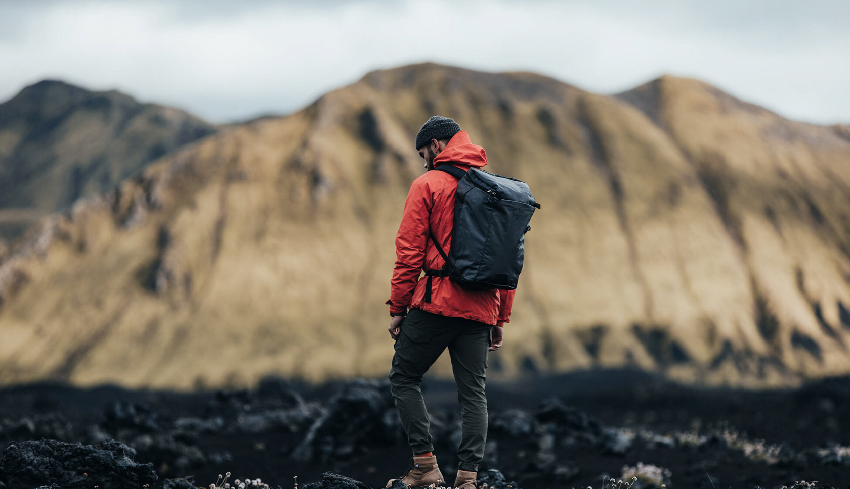 Hamish Frost climbing 