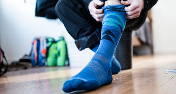 Walking in Comfort:The Ultimate Guide to Choosing Between Thick and Thin  Socks