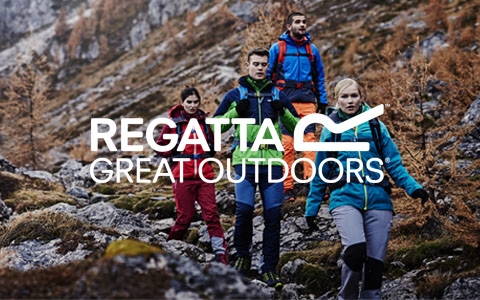 Lots of people and children in Regatta clothing picnicking.