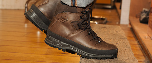 hiking boot fitting service near me