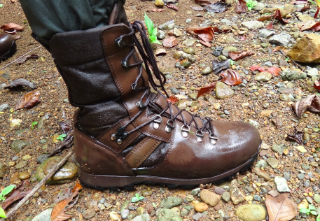 best hiking boots for rainforest