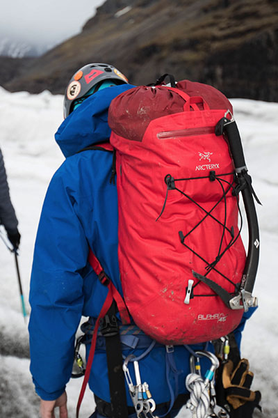 Man wearing an Arc'teryx rucksack