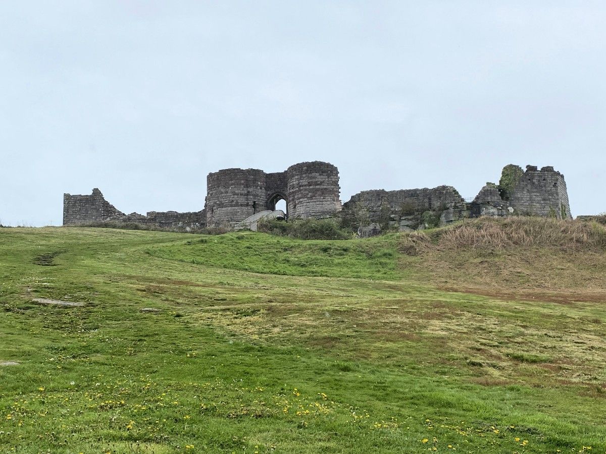 Beeston Castle ruins 