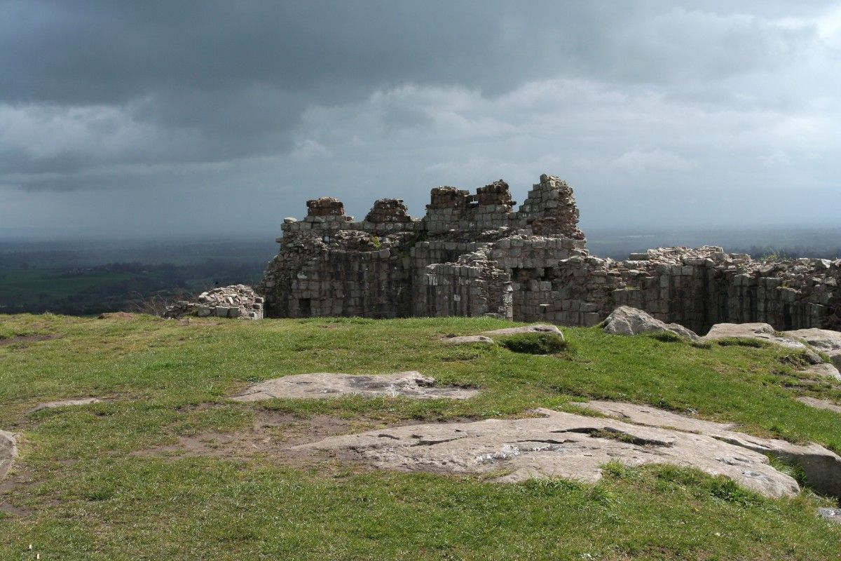 Beeston Castle ruins 