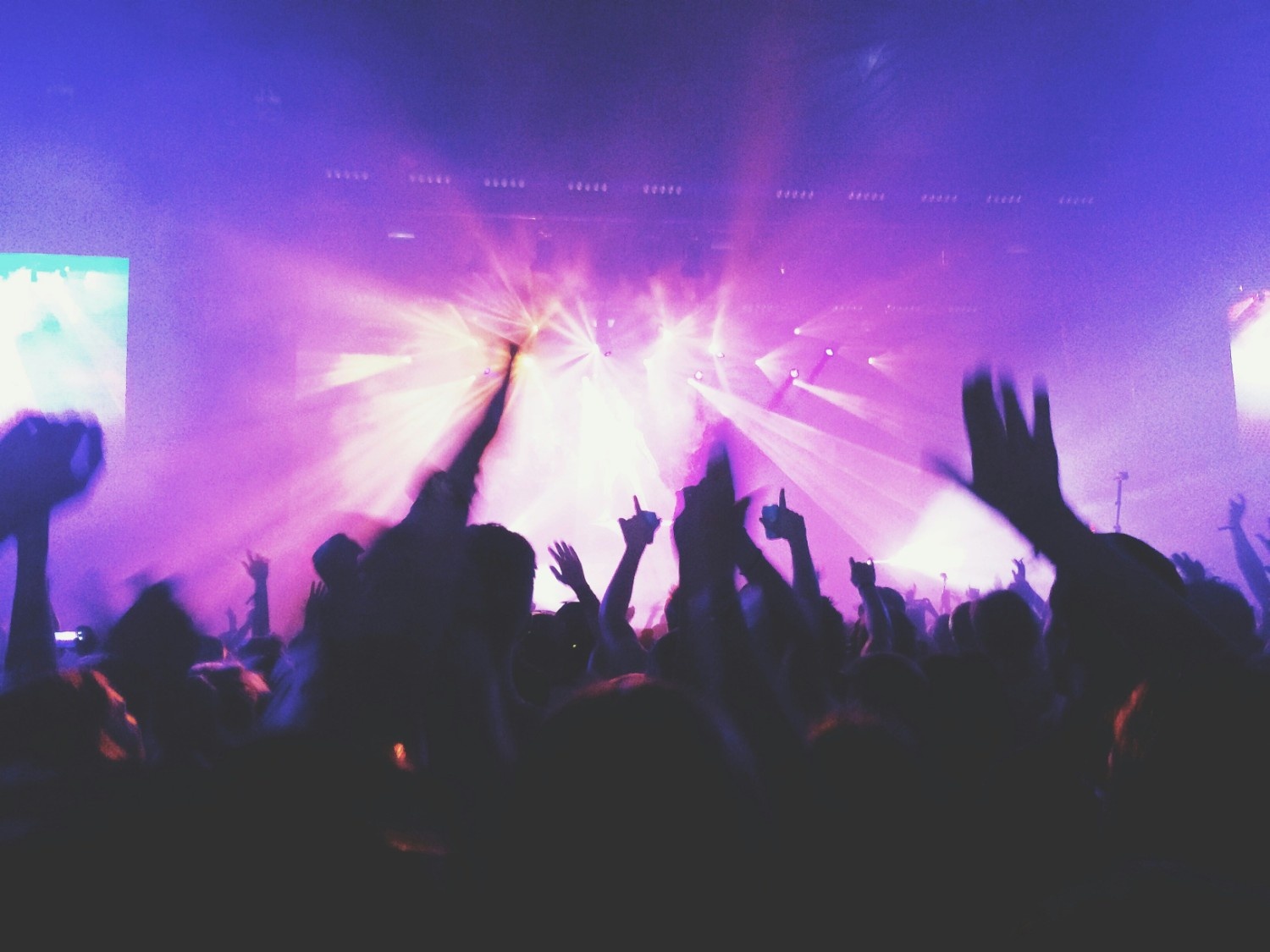 People in a crowd at Wilderness Festival 