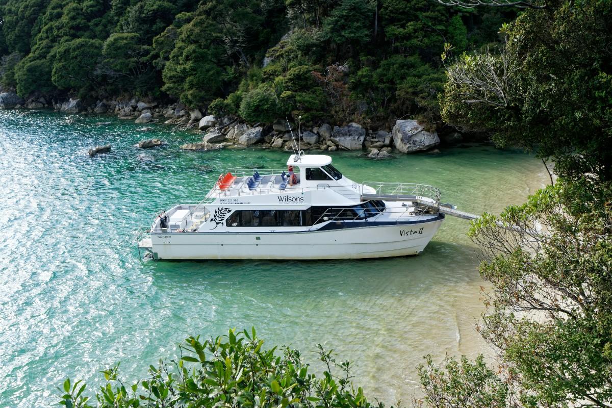 A boat in Abel Tasman National Park 