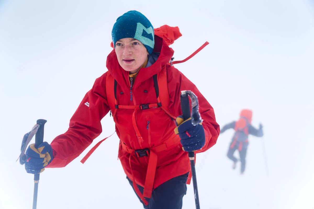Hamish Frost climbing 
