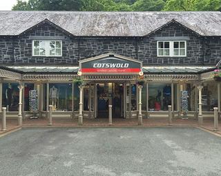 Betws Y Coed Royal Oak Store Cotswold Outdoor